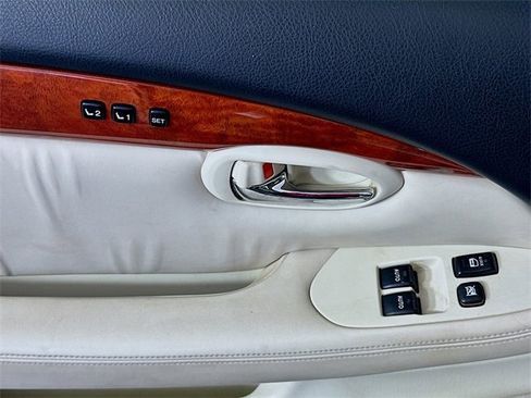 Used 2008 Lexus SC 430 Convertible image 17