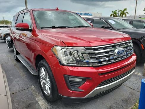 Used 2020 Ford Expedition XLT w/ Equipment Group 202A RWD image 2