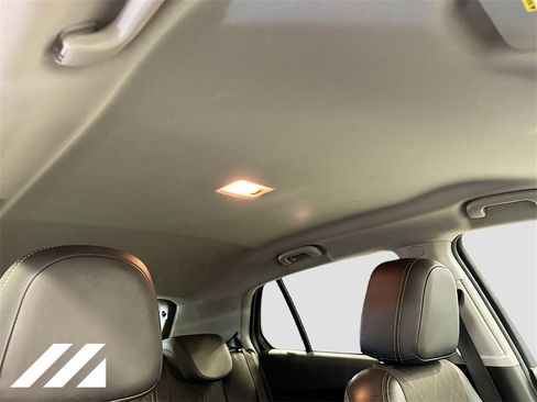 Used 2019 Chevrolet Trax LT w/ Redline Edition image 29