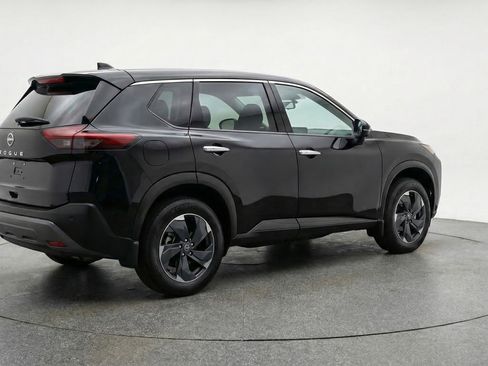 Used 2025 Nissan Rogue SV image 9