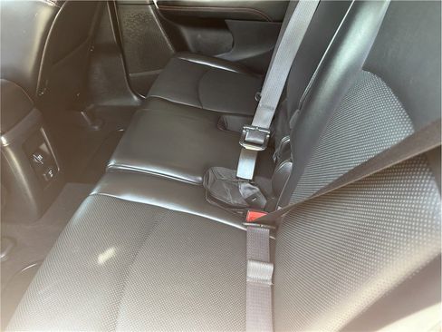 Used 2019 Dodge Journey GT image 9