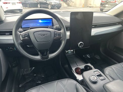 Certified 2023 Ford Mustang Mach-E Select image 25
