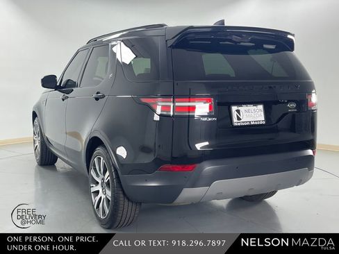 Used 2018 Land Rover Discovery HSE image 8