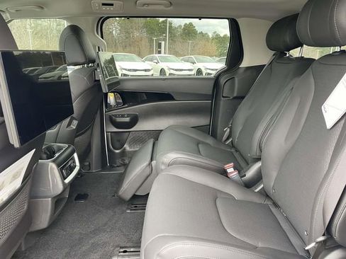 New 2026 Kia Carnival SX Prestige FWD image 26