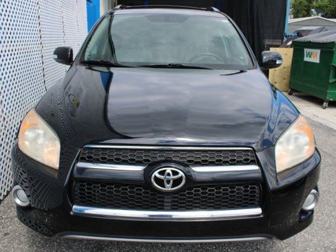 Used 2011 Toyota RAV4 Limited w/ Limited Extra Value Pkg FWD image 8