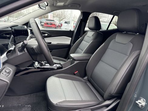 New 2026 Chevrolet Trax LT w/ Driver Confidence Package image 10