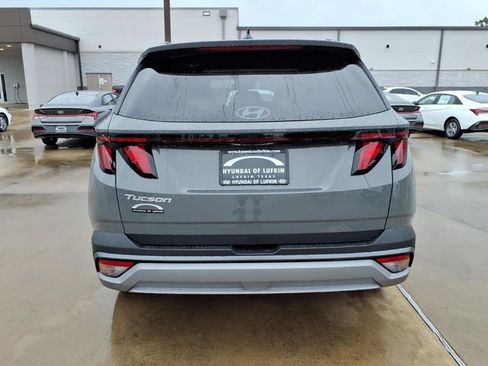 New 2026 Hyundai Tucson SEL FWD image 3