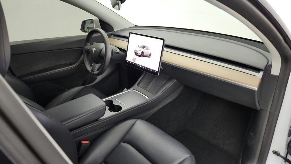 Used 2022 Tesla Model Y Performance AWD/4WD image 28
