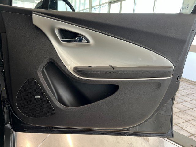 Used 2013 Chevrolet Volt Premium w/ Premium Trim Package FWD image 15