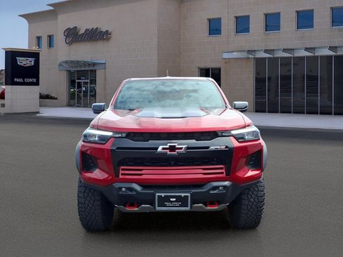 Used 2024 Chevrolet Colorado ZR2 w/ ZR2 Convenience Package III AWD/4WD image 2