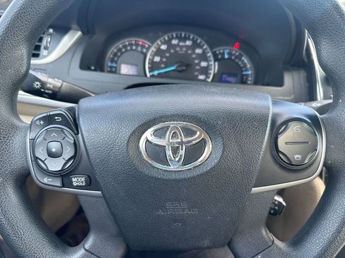 Used 2013 Toyota Camry LE image 20