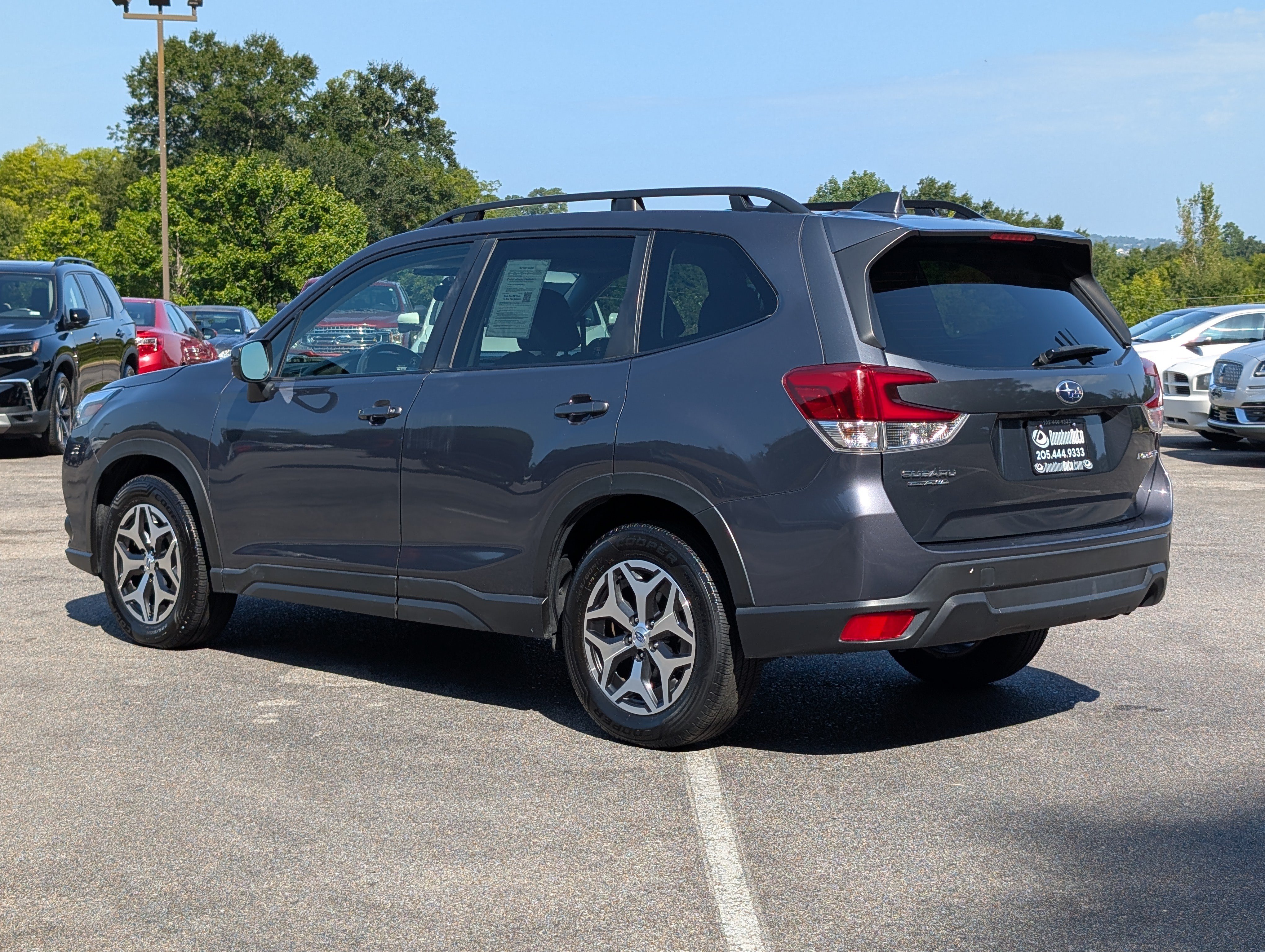 Used 2023 Subaru Forester Premium AWD/4WD image 7
