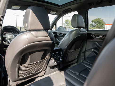 Used 2018 Audi Q7 3.0T Prestige w/ Prestige Package AWD/4WD image 20