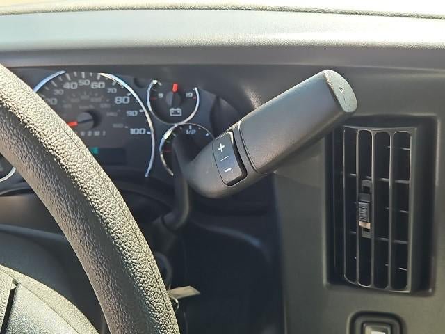 New 2026 Chevrolet Express 2500 Extended w/ Communications Package RWD image 15