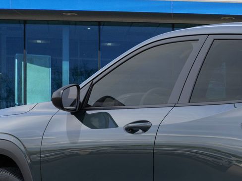 New 2026 Chevrolet Trax LS image 12