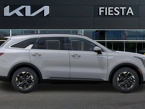 New 2026 Kia Sorento S image 7