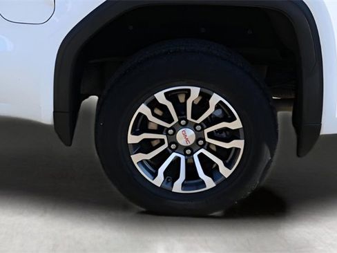 Used 2019 GMC Sierra 1500 SLE w/ SLE Value Package image 9