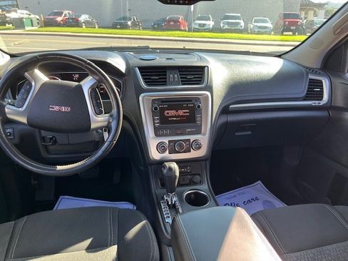 Used 2015 GMC Acadia SLE image 5
