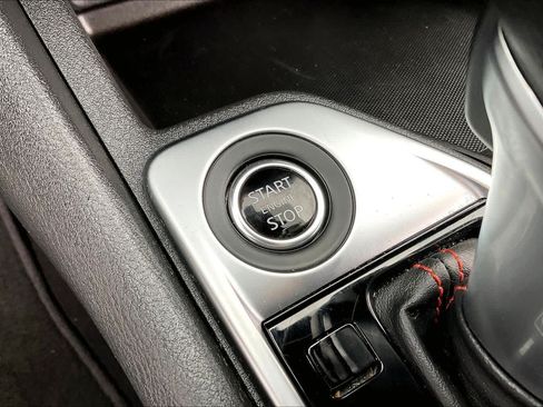 Used 2024 Nissan Sentra SR FWD image 31