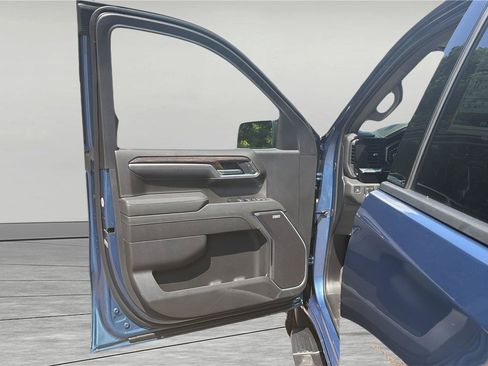 New 2026 GMC Sierra 1500 Elevation w/ Elevation Premium Package AWD/4WD image 16