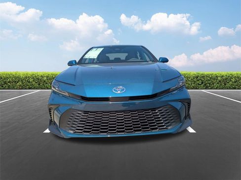New 2026 Toyota Camry SE w/ Convenience Package FWD image 9