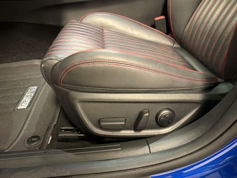 Used 2023 Genesis G70 2.0T w/ Sport Prestige Package RWD image 15