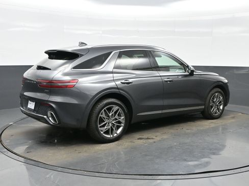 Used 2022 Genesis GV70 2.5T w/ Select Package image 6