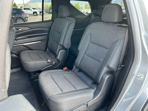 Used 2025 Chevrolet Traverse LT w/ Midnight/Sport Edition AWD/4WD image 20