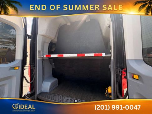 Used 2018 Ford Transit 350 XLT RWD image 8