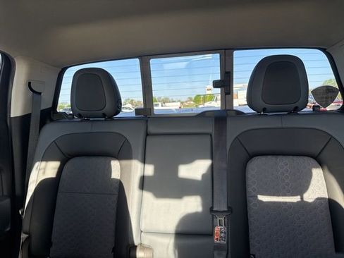 Used 2018 Chevrolet Colorado Z71 image 17