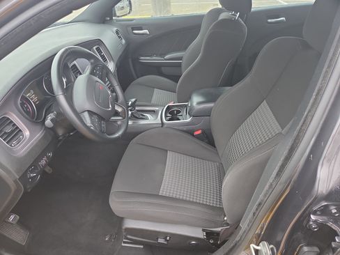 Used 2023 Dodge Charger GT image 6