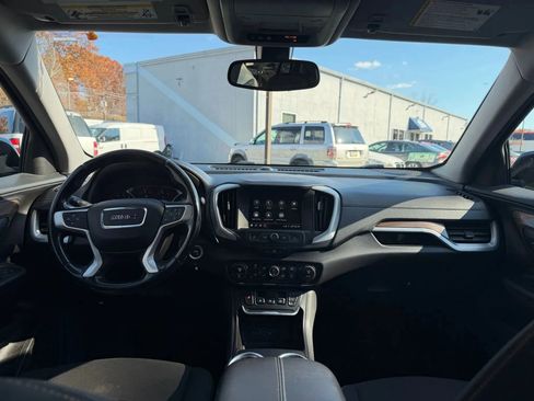Used 2019 GMC Terrain SLE w/ Driver Convenience Package AWD/4WD image 16