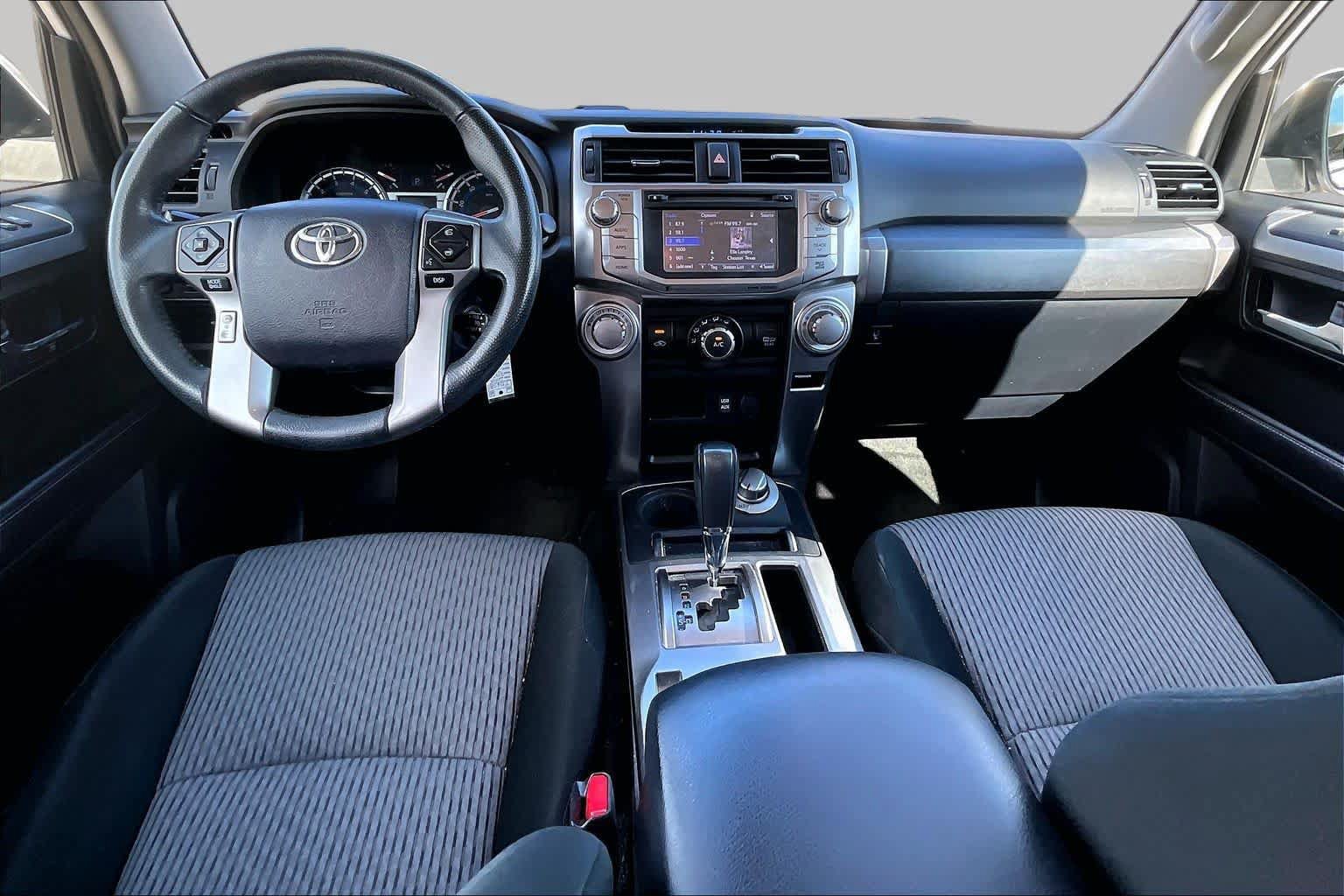Used 2018 Toyota 4Runner SR5 AWD/4WD image 14