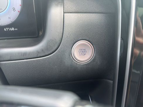 Used 2022 Hyundai Tucson Limited AWD/4WD image 17