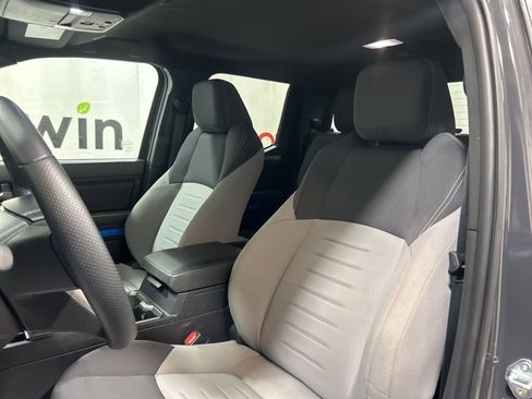 Used 2025 Toyota Tacoma SR5 image 25