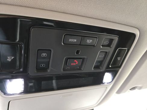Used 2024 Toyota Grand Highlander AWD image 45