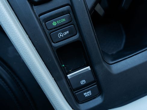 Certified 2023 Honda Accord LX image 28