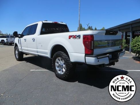 Used 2020 Ford F350 Platinum w/ FX4 Off-Road Package AWD/4WD image 3