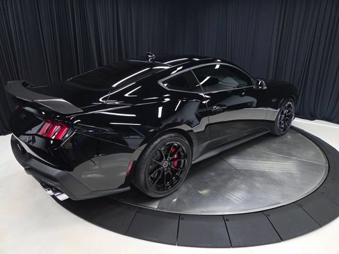Used 2024 Ford Mustang GT Premium RWD image 15