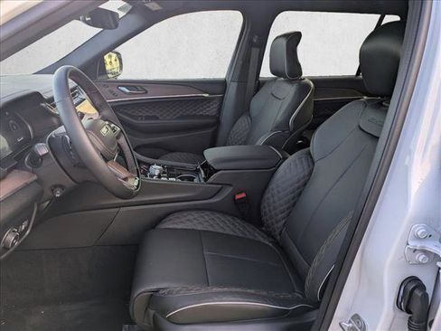 New 2025 Jeep Grand Cherokee L Summit w/ Obsidian Package image 10