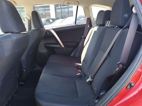 Used 2017 Toyota RAV4 LE image 12