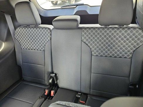 New 2026 GMC Acadia Denali w/ Super Cruise Package image 19