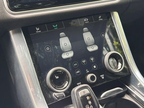 Used 2019 Land Rover Range Rover Sport HSE AWD/4WD image 29