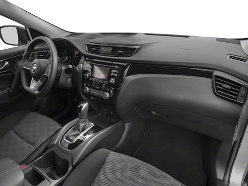 Used 2017 Nissan Rogue Sport SV w/ SV Premium Package AWD/4WD image 22