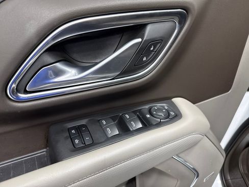 Used 2022 GMC Yukon XL SLT image 21