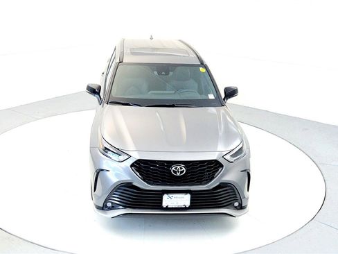 New 2026 Toyota Highlander XSE image 16