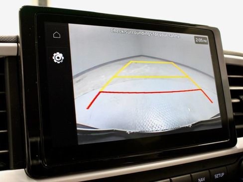 Certified 2025 Hyundai Venue Limited FWD image 2