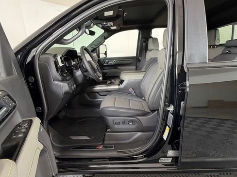 New 2026 Chevrolet Silverado 2500 ZR2 AWD/4WD image 8