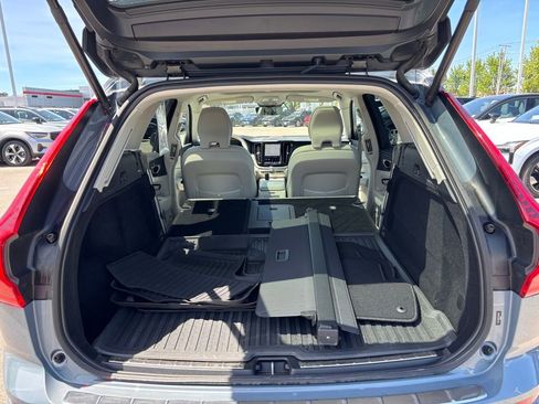 Used 2023 Volvo XC60 B5 Plus w/ Climate Package AWD/4WD image 26