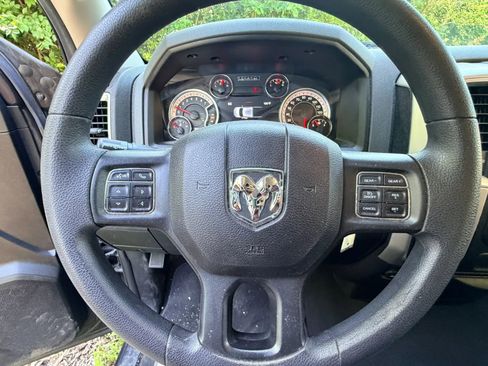 Used 2020 RAM 1500 Classic Warlock w/ Electronics Group RWD image 16